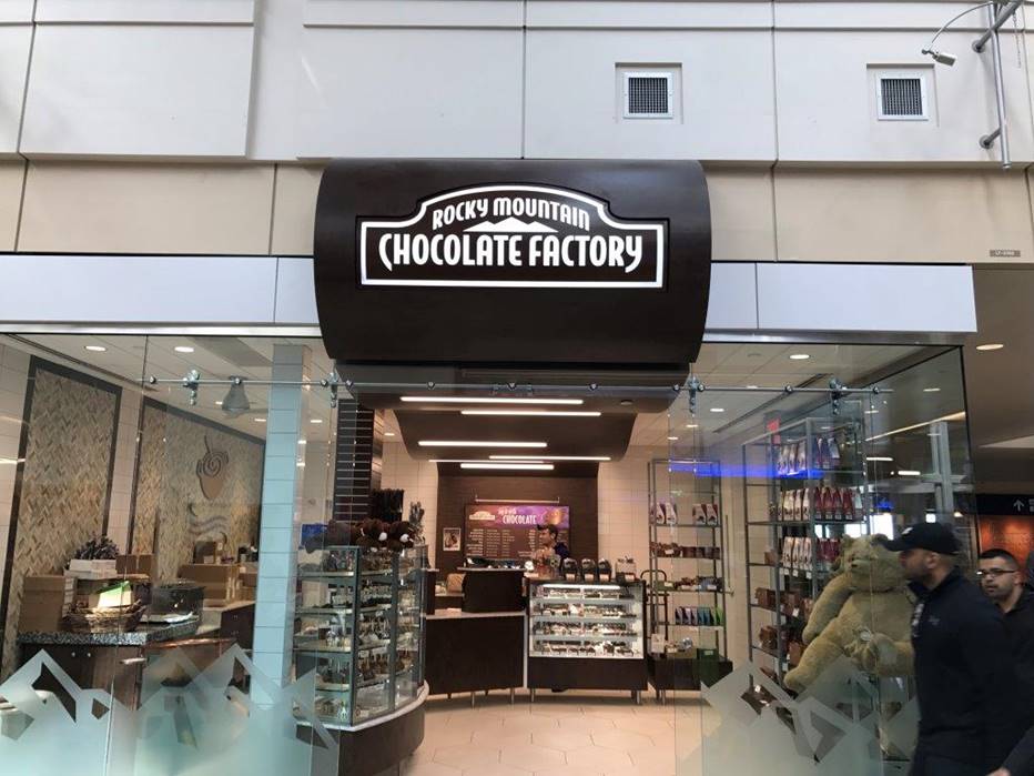 Minneapolis Airport Store Location